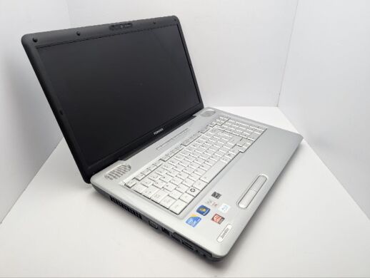 Ноутбук Toshiba Satellite L550 / 17.3" (1600x900) TN / Intel Core i3-330M (2 (4) ядра по 2.13 GHz) / 6 GB DDR3 / 320 GB HDD / AMD Radeon HD 4650, 1 GB GDDR3, 128-bit / WebCam / DVD-ROM Ноутбук Toshiba Satellite L550 / 17.3" (1600x900) TN / Intel Core i3-330M (2 (4) ядра по 2.13 GHz) / 6 GB DDR3 / 320 GB HDD / AMD Radeon HD 4650, 1 GB GDDR3, 128-bit / WebCam / DVD-ROM