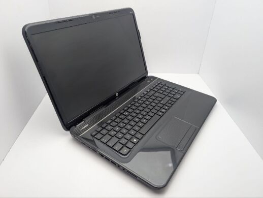 Ноутбук HP Pavilion g7-2246sg / 17.3" (1600x900) TN / AMD A6-4400M (2 ядра по 2.7 - 3.2 GHz) / 6 GB DDR3 / 750 GB HDD / AMD Radeon HD 7520G Graphics / WebCam / DVD-ROM