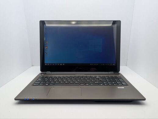 Ноутбук Medion E6239E / 15.6" (1366x768) TN Touch / Intel Pentium N3530 (4 ядра по 2.16 - 2.58 GHz) / 8 GB DDR3 / 120 GB SSD / Intel HD Graphics / WebCam / DVD-ROM