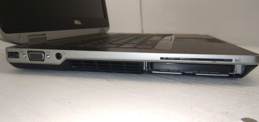 Ноутбук Б-клас Dell Latitude E6430 / 14" (1366x768) TN / Intel Core i5-3210M (2 (4) ядра по 2.5 - 3.1 GHz) / 4 GB DDR3 / 120 GB SSD / Intel HD Graphics 4000 / WebCam / Без АКБ