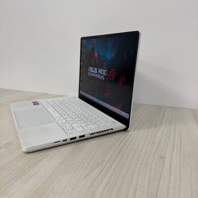 Игровой ноутбук Asus ROG Zephyrus G14 GA402RJ / 14" (2560x1600) IPS / AMD Ryzen 9 6900HS (8 (16) ядер по 3.3 - 4.9 GHz) / 16 GB DDR4 / 512 GB SSD NVMe / AMD Radeon RX 6700S, 8 GB GDDR6, 128-bit / WebCam