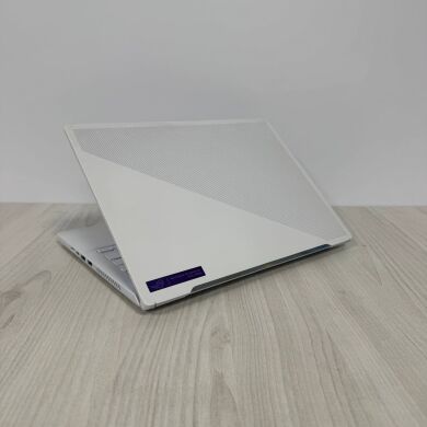 Игровой ноутбук Asus ROG Zephyrus G14 GA402RJ / 14" (2560x1600) IPS / AMD Ryzen 9 6900HS (8 (16) ядер по 3.3 - 4.9 GHz) / 16 GB DDR4 / 512 GB SSD NVMe / AMD Radeon RX 6700S, 8 GB GDDR6, 128-bit / WebCam