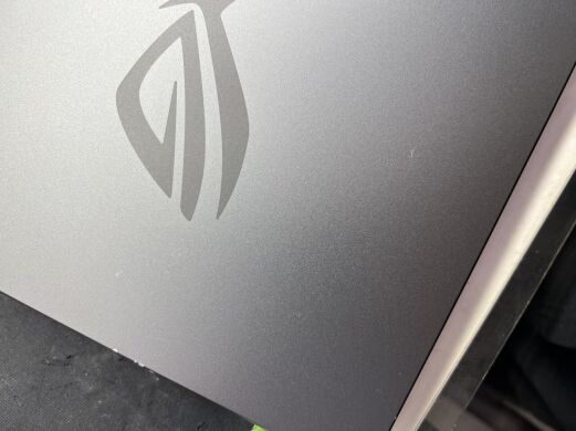 Ігровий ноутбук Б-клас Asus ROG Strix G18 G814JZ-G18 / 18" (2560x1600) IPS / Intel Core i9-13980HX (24 (32) ядра по 2.2 - 5.5 GHz) / 32 GB DDR5 / 2048 GB SSD NVMe / nVidia GeForce RTX 4080, 12 GB GDDR6, 192-bit / WebCam