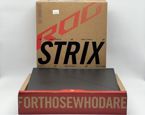 Ігровий ноутбук Б-клас Asus ROG Strix G18 G814JZ-G18 / 18" (2560x1600) IPS / Intel Core i9-13980HX (24 (32) ядра по 2.2 - 5.5 GHz) / 32 GB DDR5 / 2048 GB SSD NVMe / nVidia GeForce RTX 4080, 12 GB GDDR6, 192-bit / WebCam