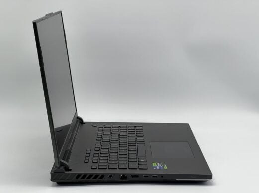 Ігровий ноутбук Б-клас Asus ROG Strix G18 G814JZ-G18 / 18" (2560x1600) IPS / Intel Core i9-13980HX (24 (32) ядра по 2.2 - 5.5 GHz) / 32 GB DDR5 / 2048 GB SSD NVMe / nVidia GeForce RTX 4080, 12 GB GDDR6, 192-bit / WebCam