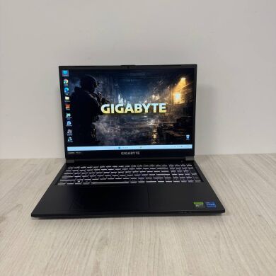 Игровой ноутбук Б-класс Gigabyte G6 KF / 16" (1920x1200) IPS / Intel Core i7-13620H (10 (16) ядер по 3.6 - 4.9 GHz) / 16 GB DDR4 / 512 GB SSD / nVidia GeForce RTX 4060, 8 GB GDDR6, 128-bit / WebCam