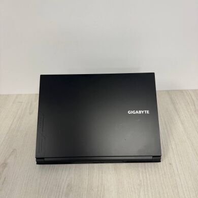 Игровой ноутбук Б-класс Gigabyte G6 KF / 16" (1920x1200) IPS / Intel Core i7-13620H (10 (16) ядер по 3.6 - 4.9 GHz) / 16 GB DDR4 / 512 GB SSD / nVidia GeForce RTX 4060, 8 GB GDDR6, 128-bit / WebCam