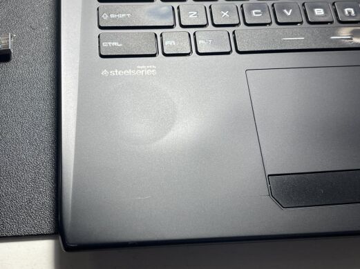 Ігровий ноутбук Б-клас MSI GL62M 7RD-1407US / 15.6" (1920x1080) IPS / Intel Core i7-7700HQ (4 (8) ядра по 2.8 - 3.8 GHz) / 16 GB DDR4 / 480 GB SSD / nVidia GeForce GTX 1050, 2 GB GDDR5, 128-bit / WebCam