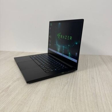 Игровой ультрабук Razer Blade 14 RZ09-0427 / 14" (2560x1440) IPS / AMD Ryzen 9 6900HX (8 (16) ядер по 3.3 - 4.9 GHz) / 16 GB DDR5 / 512 GB SSD NVMe / nVidia GeForce RTX 3070 Ti, 8 GB GDDR6, 256-bit / WebCam
