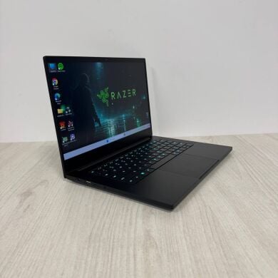 Игровой ультрабук Razer Blade 14 RZ09-0427 / 14" (2560x1440) IPS / AMD Ryzen 9 6900HX (8 (16) ядер по 3.3 - 4.9 GHz) / 16 GB DDR5 / 512 GB SSD NVMe / nVidia GeForce RTX 3070 Ti, 8 GB GDDR6, 256-bit / WebCam