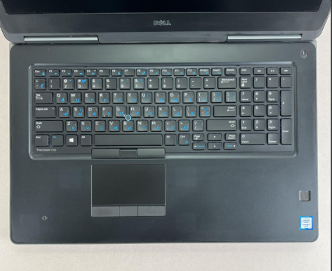 Мобільна робоча станція Dell Precision 7720 / 17.3" (1920x1080) IPS / Intel Core i7-6820HQ (4 (8) ядра по 2.7 - 3.6 GHz) / 32 GB DDR4 / 512 GB SSD + 500 GB HDD / nVidia Quadro P5000, 16 GB GDDR5, 256-bit