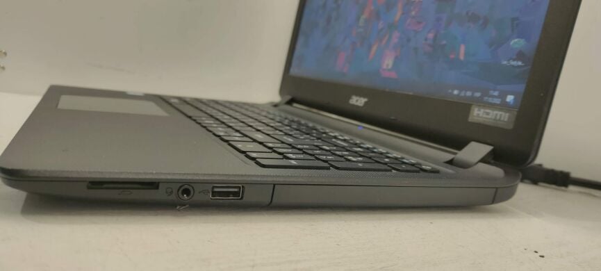 Ноутбук Acer Extensa EX2540 / 15.6" (1366x768) TN / Intel Core i5-7200U (2 (4) ядра по 2.5 - 3.1 GHz) / 8 GB DDR3 / 500 GB HDD / Intel HD Graphics 620 / WebCam