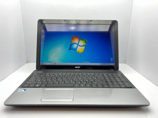 Ноутбук Б-класс Acer E1-531 / 15.6" (1366x768) TN / Intel Pentium B960 (2 ядра по 2.2 GHz) / 4 GB DDR3 / 750 GB HDD / Intel HD Graphics 2000 / WebCam