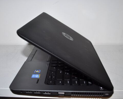 Ноутбук HP ProBook 640 G1 / 14" (1366x768) TN / Intel Core i5-4300M (2 (4) ядра по 2.6 - 3.3 GHz) / 4 GB DDR3 / 128 GB SSD / Intel HD Graphics 4600 / WebCam / DVD-ROM