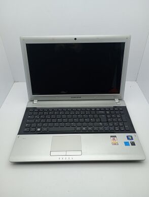 Ноутбук Samsung RV515 / 15.6" (1366x768) TN / AMD E-450 (2 ядра по 1.65 GHz) / 6 GB DDR3 / 120 GB SSD / AMD Radeon HD6320 / WebCam