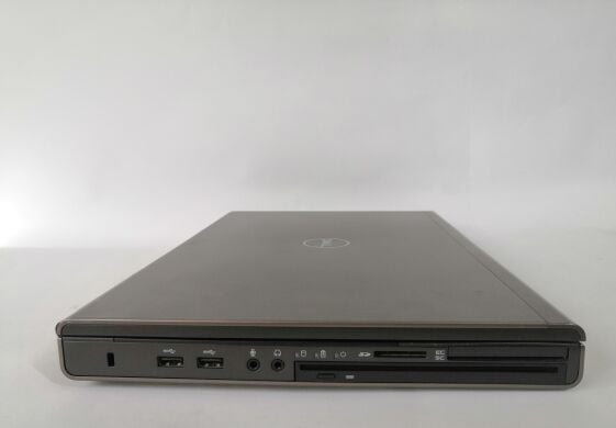 Мобільна робоча станція Dell Precision M4800 / 15.6" (1920x1080) TN / Intel Core i7-4700MQ (4 (8) ядра по 2.4 - 3.4 GHz) / 8 GB DDR3 / 240 GB SSD / nVidia Quadro K2100M, 2 GB GDDR5, 128-bit / DVD-RW / Wind 10 Pro