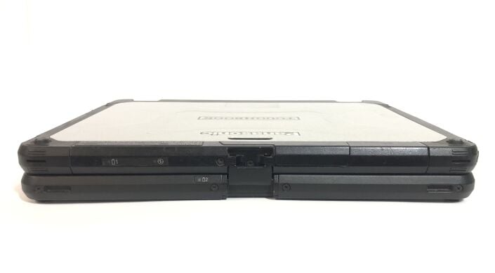 Захищений нетбук-трансформер Panasonic Toughbook CF-20 / 10.1" (1920x1200) IPS Touch / Intel Core M5-6Y57 (2 (4) ядра по 1.1 - 2.8 GHz) / 8 GB DDR3 / 256 GB SSD / Intel HD Graphics 615 / WebCam / Win 10 Pro / 2x АКБ