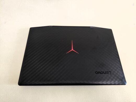 Ігровий ноутбук Lenovo Legion Y720-15ISK / 15.6" (1920x1080) IPS / Intel Core i7-7700HQ (4 (8) ядра по 2.8 - 3.8 GHz) / 16 GB DDR4 / 256 GB SSD / nVidia GeForce GTX 1060, 6 GB GDDR5, 192-bit / WebCam Ігровий ноутбук Lenovo Legion Y720-15ISK / 15.6" (1920x1080) IPS / Intel Core i7-7700HQ (4 (8) ядра по 2.8 - 3.8 GHz) / 16 GB DDR4 / 256 GB SSD / nVidia GeForce GTX 1060, 6 GB GDDR5, 192-bit / WebCam
