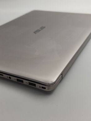 Игровой ноутбук Б-класс ASUS N580V / 15.6" (1920x1080) IPS Touch / Intel Core i7-7700HQ (4 (8) ядра по 2.8 - 3.8 GHz) / 16 GB DDR4 / 256 GB SSD+1000 GB HDD / nVidia GeForce GTX 1050, 4 GB GDDR5, 128-bit / WebCam / Fingerprint Игровой ноутбук Б-класс ASUS N580V / 15.6" (1920x1080) IPS Touch / Intel Core i7-7700HQ (4 (8) ядра по 2.8 - 3.8 GHz) / 16 GB DDR4 / 256 GB SSD+1000 GB HDD / nVidia GeForce GTX 1050, 4 GB GDDR5, 128-bit / WebCam / Fingerprint