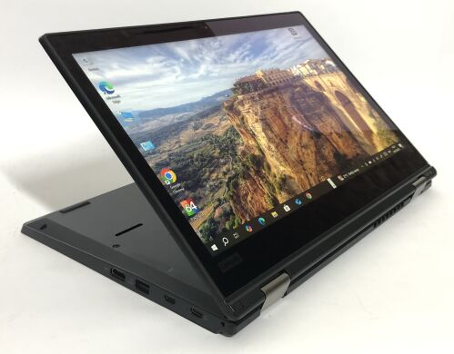 Ультрабук-трансформер Б-класс Lenovo ThinkPad L390 Yoga / 13.3" (1920x1080) IPS Touch / Intel Core i3-8145U (2 (4) ядра по 2.1 - 3.9 GHz) / 8 GB DDR4 / 256 GB SSD / Intel UHD Graphics / WebCam / Win 10 Pro