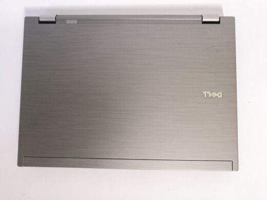 Ноутбук Dell Latitude E6410 / 14" (1440x900) TN / Intel Core i7-640M (2 (4) ядра по 2.8 - 3.46 GHz) / 4 GB DDR3 / 320 GB HDD / nVidia NVS 3100M, 512 MB DDR3, 64-bit / WebCam