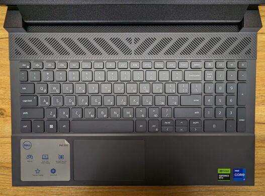 Игровой ноутбук Dell G15 5530 / 15.6" (1920x1080) IPS / Intel Core i7-13650HX (14 (20) ядер по 3.6 - 4.9 GHz) / 16 GB DDR5 / 1000 GB SSD / nVidia GeForce RTX 4060, 8 GB GDDR6, 128-bit / WebCam / Windows 10
