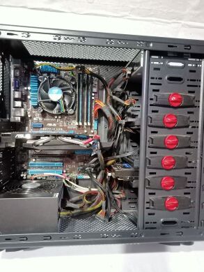 Ігровий ПК Asus PGS Tower / Intel Core i7-3770K (4 (8) ядра по 3.5 - 3.9 GHz) / 16 GB DDR3 / 256 GB SSD + 1000 GB HDD / nVidia GeForce GTX 650, 1 GB GDDR5, 128-bit / DVD-ROM / 650W Ігровий ПК Asus PGS Tower / Intel Core i7-3770K (4 (8) ядра по 3.5 - 3.9 GHz) / 16 GB DDR3 / 256 GB SSD + 1000 GB HDD / nVidia GeForce GTX 650, 1 GB GDDR5, 128-bit / DVD-ROM / 650W