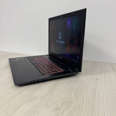 Ігровий ноутбук Eluktronics 17 N870HK / 17.3" (1920x1080) IPS / Intel Core i7-7700HQ (4 (8) ядра по 2.8 - 3.8 GHz) / 16 GB DDR4 / 512 GB SSD NVMe / nVidia GeForce GTX 1050 Ti, 4 GB GDDR5, 128-bit / WebCam