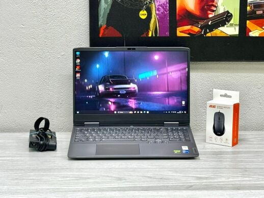 Игровой ноутбук Lenovo LOQ 15IRH8 / 15.6" (1920x1080) IPS / Intel Core i5-13500H (12 (16) ядер по 3.5 - 4.7 GHz) / 16 GB DDR5 / 512 GB SSD M.2 / nVidia GeForce RTX 3050, 6 GB GDDR6, 96-bit / WebCam / Win 11 Home