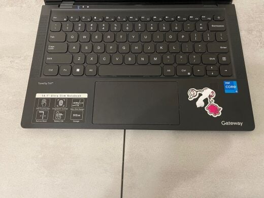 Ноутбук Gateway GWTC51427-BK / 14" (1920x1080) IPS Touch / Intel Core i5-1235U (10 (12) ядер по 3.3 - 4.4 GHz) / 8 GB DDR4 / 512 GB SSD M.2 / Intel Iris Xe Graphics / WebCam / Fingerprint