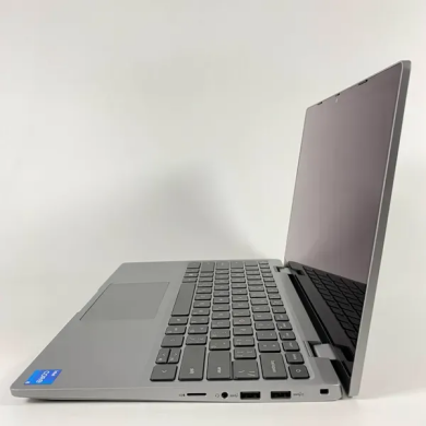 Ноутбук-трансформер Б-класс Dell Latitude 3330 / 13.3" (1920x1080) IPS Touch / Intel Core i5-1155G7 (4 (8) ядра по 2.5 - 4.5 GHz) / 8 GB DDR4 / 512 GB SSD / Intel Iris Xe Graphics / WebCam / HDMI