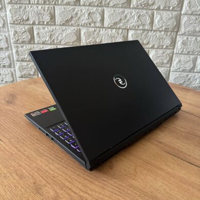 Ігровий ноутбук Evoo Gaming Laptop 15 EG-LP7-BK / 15.6" (1920x1080) IPS / AMD Ryzen 7 4800H (8 (16) ядер по 2.9 - 4.2 GHz) / 16 GB DDR4 / 512 GB SSD / nVidia GeForce RTX 2060, 6 GB GDDR6, 192-bit / WebCam