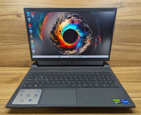 Игровой ноутбук Dell G15 5530 / 15.6" (1920x1080) IPS / Intel Core i7-13650HX (14 (20) ядер по 3.6 - 4.9 GHz) / 16 GB DDR5 / 1000 GB SSD / nVidia GeForce RTX 4060, 8 GB GDDR6, 128-bit / WebCam / Windows 10