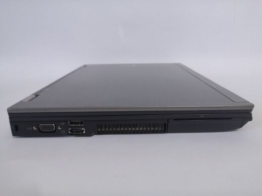 Ноутбук Dell Latitude E6410 / 14" (1440x900) TN / Intel Core i7-640M (2 (4) ядра по 2.8 - 3.46 GHz) / 4 GB DDR3 / 320 GB HDD / nVidia NVS 3100M, 512 MB DDR3, 64-bit / WebCam