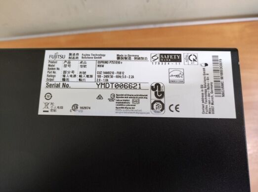 Компьютер Fujitsu Esprimo P757/E90+ Tower / Intel Core i5-6500 (4 ядра по 3.2 - 3.6 GHz) / 16 GB DDR4 / 240 GB SSD / Intel HD Graphics 530 / 280W / DisplayPort / DVI