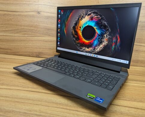 Игровой ноутбук Dell G15 5530 / 15.6" (1920x1080) IPS / Intel Core i7-13650HX (14 (20) ядер по 3.6 - 4.9 GHz) / 16 GB DDR5 / 1000 GB SSD / nVidia GeForce RTX 4060, 8 GB GDDR6, 128-bit / WebCam / Windows 10