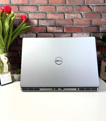 Мобильная рабочая станция Dell Precision 7750 / 17.3" (1920x1080) IPS / Intel Core i9-10885H (8 (16) ядер по 2.4 - 5.3 GHz) / 32 GB DDR4 / 1000 GB SSD M.2 / nVidia Quadro RTX 4000, 8 GB GDDR6, 256-bit / WebCam / Windows 10 Pro