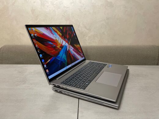 Мобільна робоча станція HP ZBook Firefly 16 G9 / 16" (1920x1200) IPS / Intel Core i5-1240P (12 (16) ядер по 3.3 - 4.4 GHz) / 16 GB DDR5 / 1000 GB SSD M.2 / Intel Iris Xe Graphics / WebCam / Fingerprint