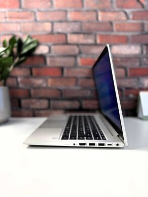 Ультрабук HP EliteBook 645 G9 / 14" (1920x1080) IPS / AMD Ryzen 5 Pro 5675U (6 (12) ядер по 2.3 - 4.3 GHz) / 8 GB DDR4 / 256 GB SSD / AMD Radeon RX Vega 7 / WebCam