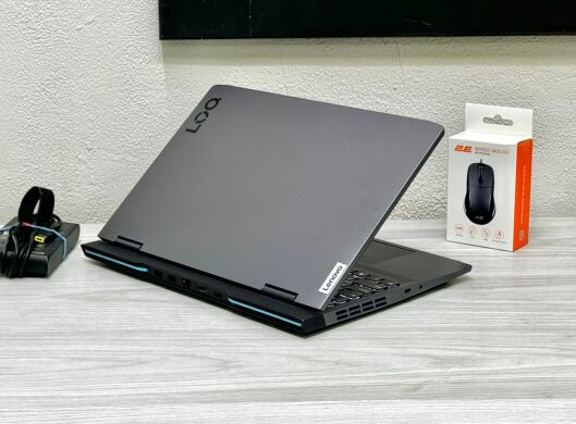 Игровой ноутбук Lenovo LOQ 15IRH8 / 15.6" (1920x1080) IPS / Intel Core i5-13500H (12 (16) ядер по 3.5 - 4.7 GHz) / 16 GB DDR5 / 512 GB SSD M.2 / nVidia GeForce RTX 3050, 6 GB GDDR6, 96-bit / WebCam / Win 11 Home