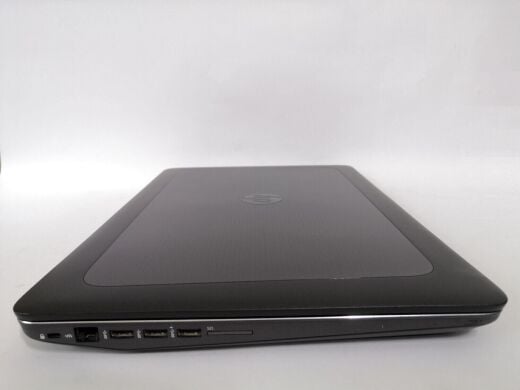 Мобильная рабочая станция HP ZBook 17 G3 / 17.3" (1920x1080) IPS / Intel Core i7-6700HQ (4 (8) ядра по 2.6 - 3.5 GHz) / 16 GB DDR4 / 256 GB SSD / nVidia Quadro M2000M, 4 GB GDDR5, 128-bit / WebCam / Win 10 Pro