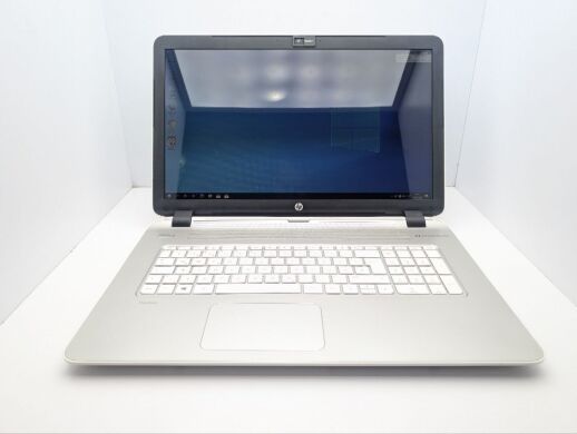 Ноутбук HP 17-1245ng / 17.3" (1600x900) TN / AMD A6-6310 (4 ядра по 1.8 - 2.4 GHz) / 8 GB DDR3 / 120 GB SSD / AMD Radeon R4 Graphics / WebCam / DVD-ROM