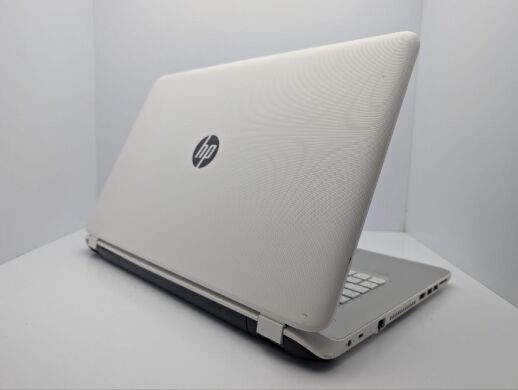 Ноутбук HP 17-1245ng / 17.3" (1600x900) TN / AMD A6-6310 (4 ядра по 1.8 - 2.4 GHz) / 8 GB DDR3 / 120 GB SSD / AMD Radeon R4 Graphics / WebCam / DVD-ROM