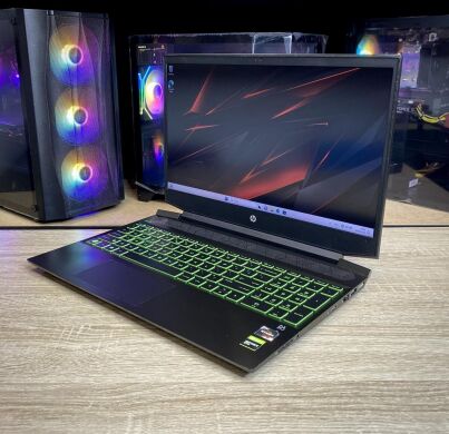 Ноутбук HP Pavilion Gaming 15 / 15.6" (1920x1080) IPS / AMD Ryzen 5 3550H (4 (8) ядра по 2.1 - 3.7 GHz) / 8 GB DDR4 / 256 GB SSD / nVidia GeForce GTX 1050, 3 GB GDDR5, 96-bit / WebCam