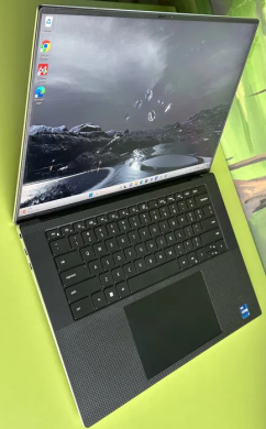 Игровой ноутбук Dell XPS 15 9520 / 15.6" (1920x1200) IPS / Intel Core i7-12700H (14 (20) ядер по 3.5 - 4.7 GHz) / 16 GB DDR5 / 512 GB SSD / nVidia GeForce RTX 3050, 4 GB GDDR6, 128-bit / WebCam