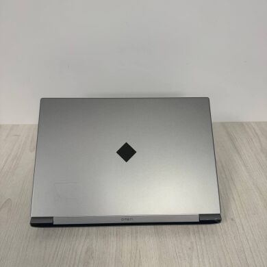 Ігровий ноутбук HP Omen 16-ae0001nr / 16.1" (1920x1080) IPS / Intel Core i7-14700HX (20 (28) ядер по 1.5 - 5.5&nbsp;GHz) / 16 GB DDR5 / 512 GB SSD / nVidia GeForce RTX 4070, 8 GB GDDR6, 128-bit / WebCam