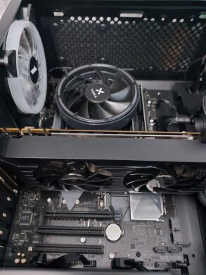 Ігровий ПК 1stPlayer Rainbow R5 Tower NEW / Intel Core i5-8500 (6 ядер по 3.0 - 4.1 GHz) / 16 GB DDR4 NEW / 500 GB SSD M.2 + 500 GB HDD / nVidia GeForce GTX 1080, 8 GB GDDR5, 256-bit / 550W NEW / HDMI + DVI кабель