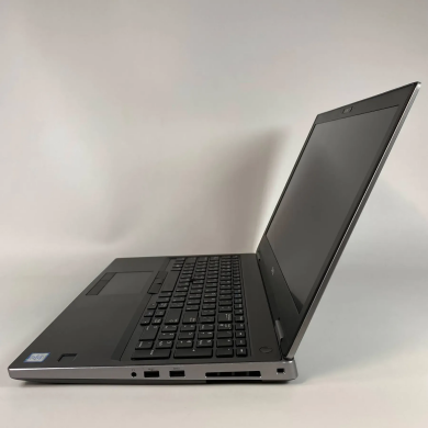 Мобільна робоча станція Б-клас Dell Precision 7540 / 15.6" (3840x2160) IPS / Intel Core i7-9850H (6 (12) ядер по 2.6 - 4.6 GHz) / 16 GB DDR4 / 512 GB SSD / nVidia Quadro T1000, 4 GB GDDR5, 128-bit / WebCam / TouchID
