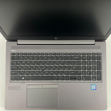 Мобильная рабочая станция Б-класс HP Zbook 15U G5 / 15.6" (1920x1080) IPS / Intel Core i7-8550U (4 (8) ядра по 1.8 - 4.0 GHz) / 16 GB DDR4 / 512 GB SSD / AMD Radeon Pro WX 3100, 2 GB GDDR5, 128-bit / WebCam / TouchID