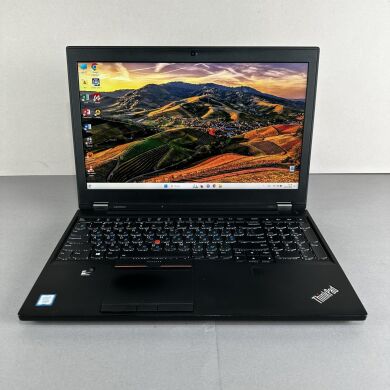 Мобільна робоча станція Lenovo ThinkPad P51 / 15.6" (3840х2160) IPS / Intel Xeon E3-1505M v6 (4 (8) ядра по 3.0 - 4.0 GHz) / 32 GB DDR4 / 512 GB SSD / nVidia Quadro M2200, 4 GB GDDR5, 128-bit / WebCam / HDMI